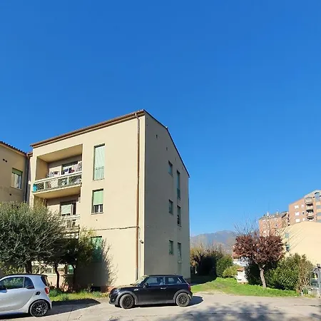 2 Bed Flat Centre & Stadio Free Parking Terni