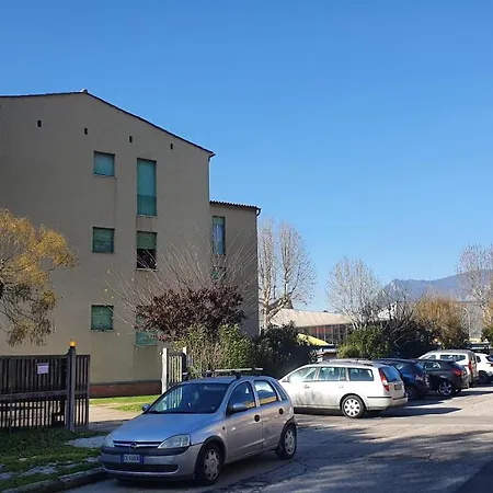 2 Bed Flat Centre & Stadio Free Parking Terni